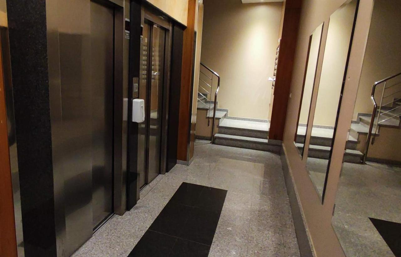 Apartamento Dos Habitaciones Exterior Y Bien Comunicado San Salvador de Poio Zewnętrze zdjęcie